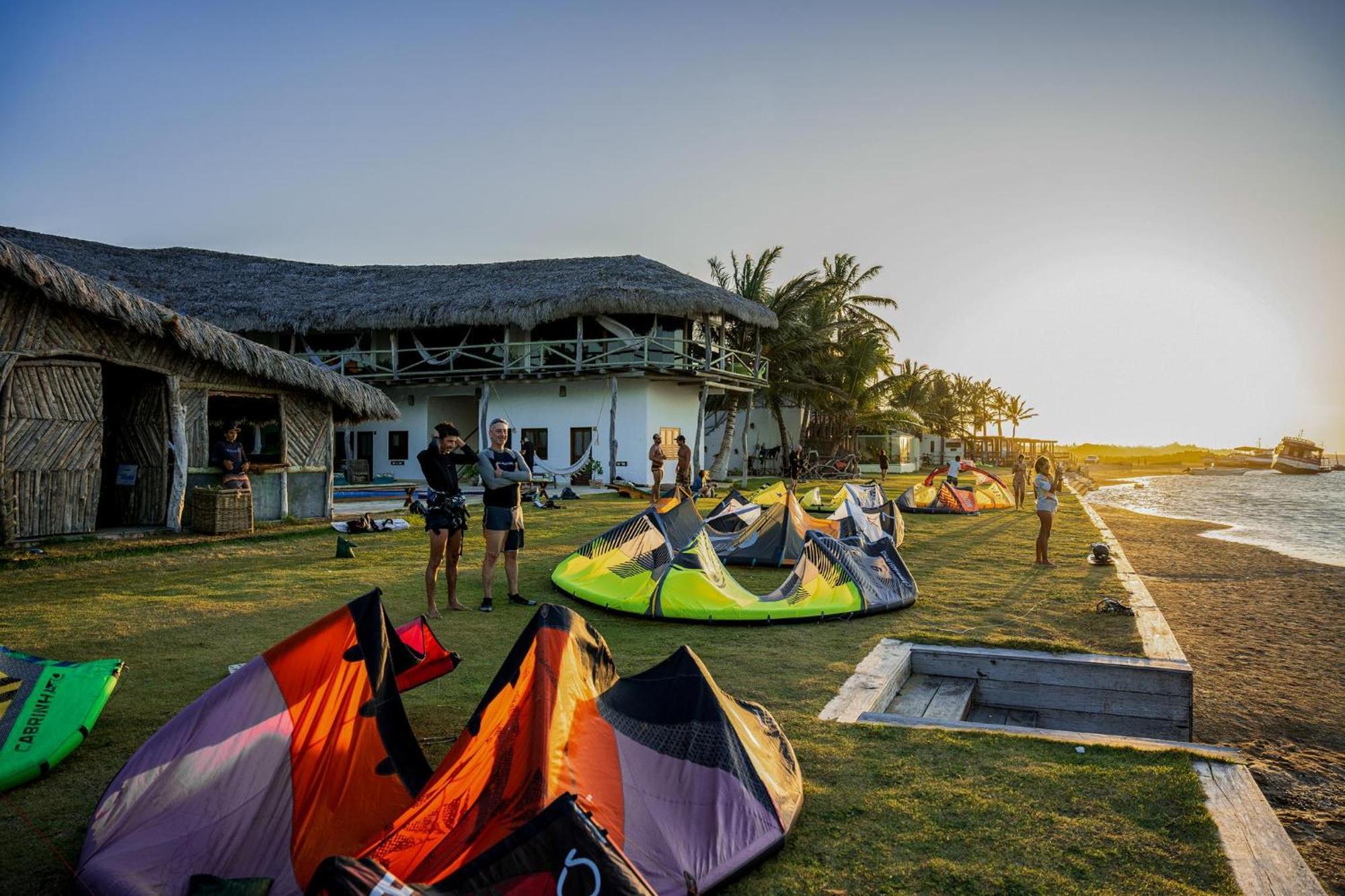 7 Beaufort - Kitesurf Pousada Itarema Bagian luar foto